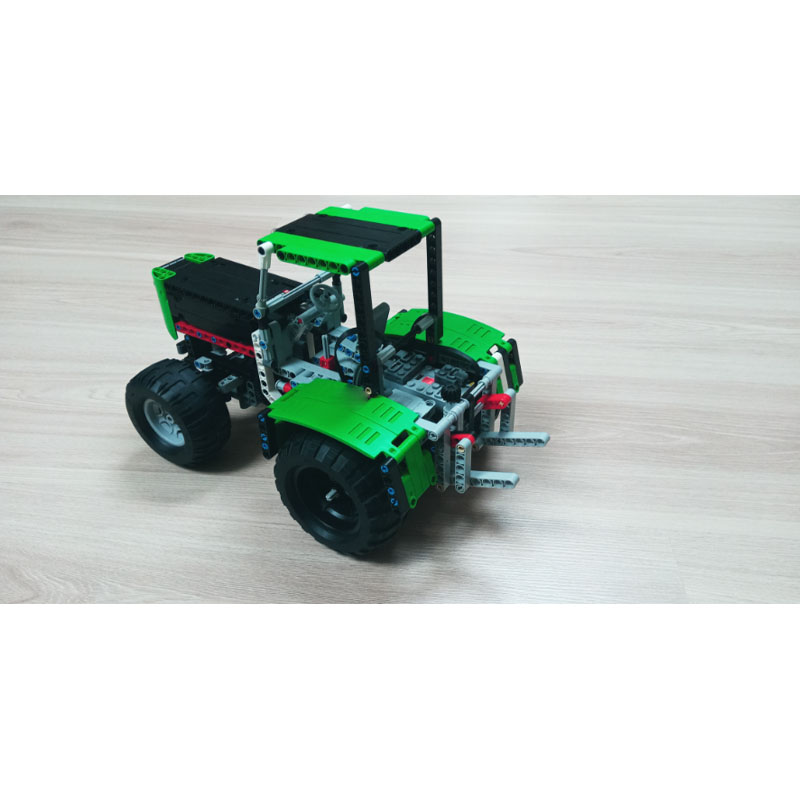Modèle de tracteur agricole mo - Urban Farming Building avis et prix