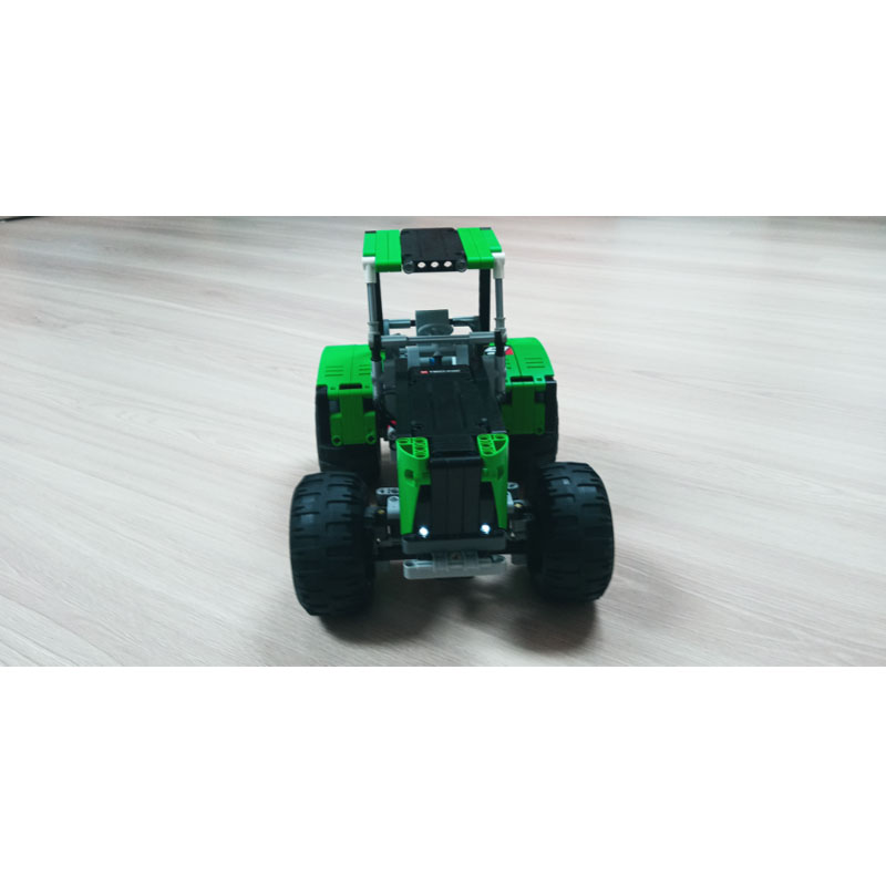 Modèle de tracteur agricole mo - Urban Farming Building avis et prix